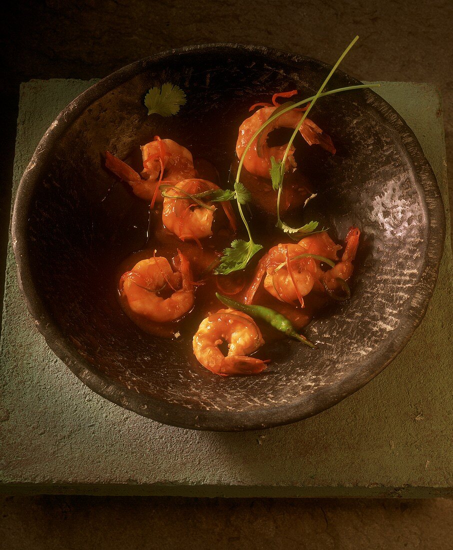 Jumbo prawns in spicy sauce