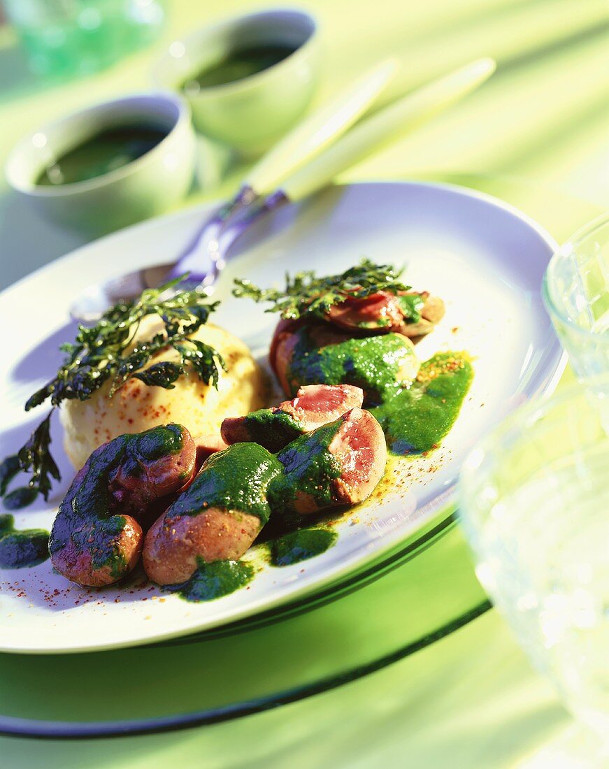 Kidneys with spinach sauce and mashed potato