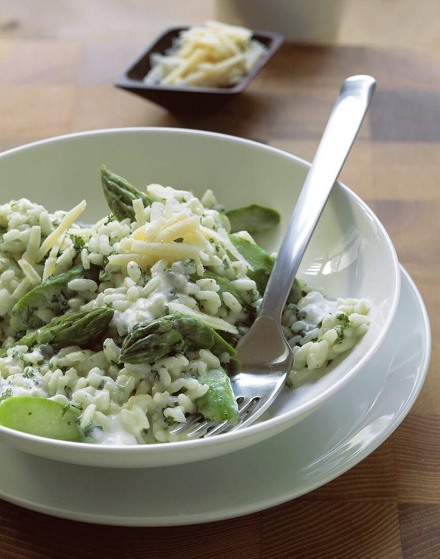 Risotto agli asparagi (Reis mit grünem Spargel & Käse)