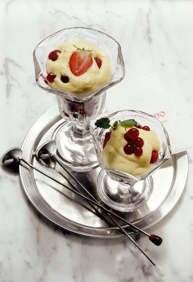 Zabaione (whipped wine cream with berries), Piedmont, Italy