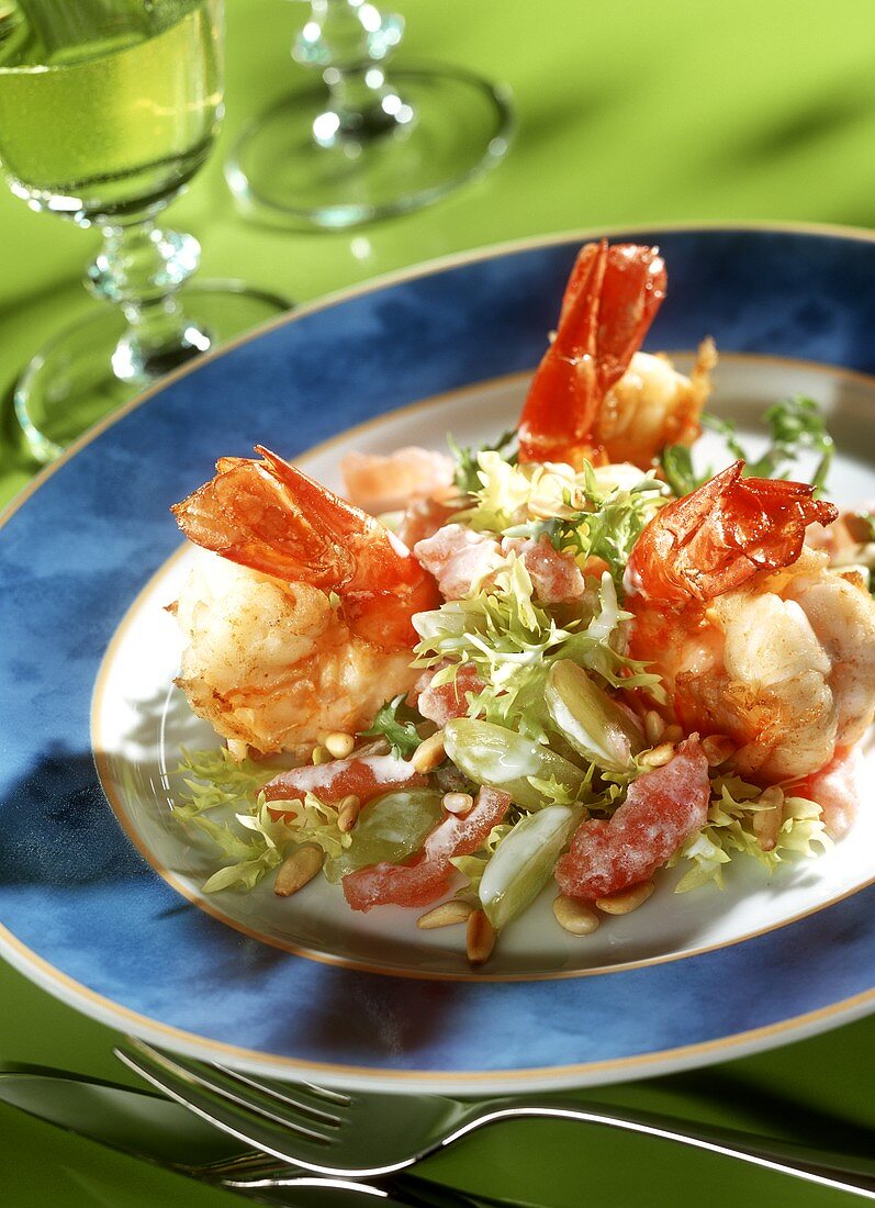 Grape salad with jumbo prawns and pine nuts