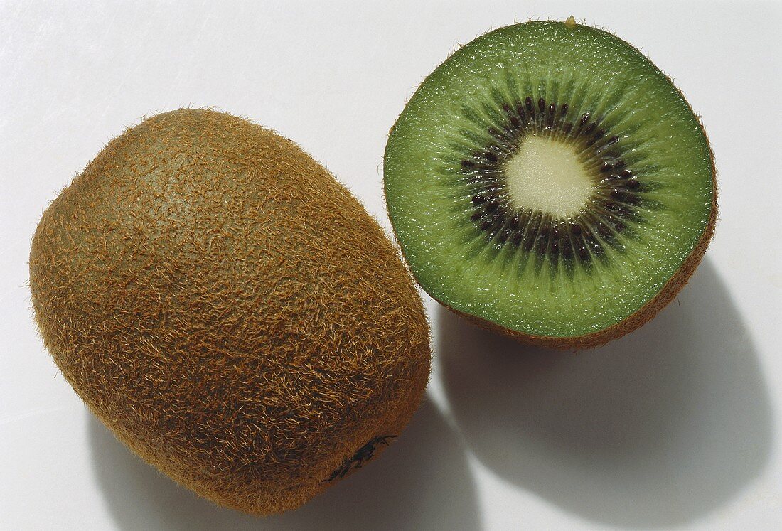 Halbe & ganze Kiwi