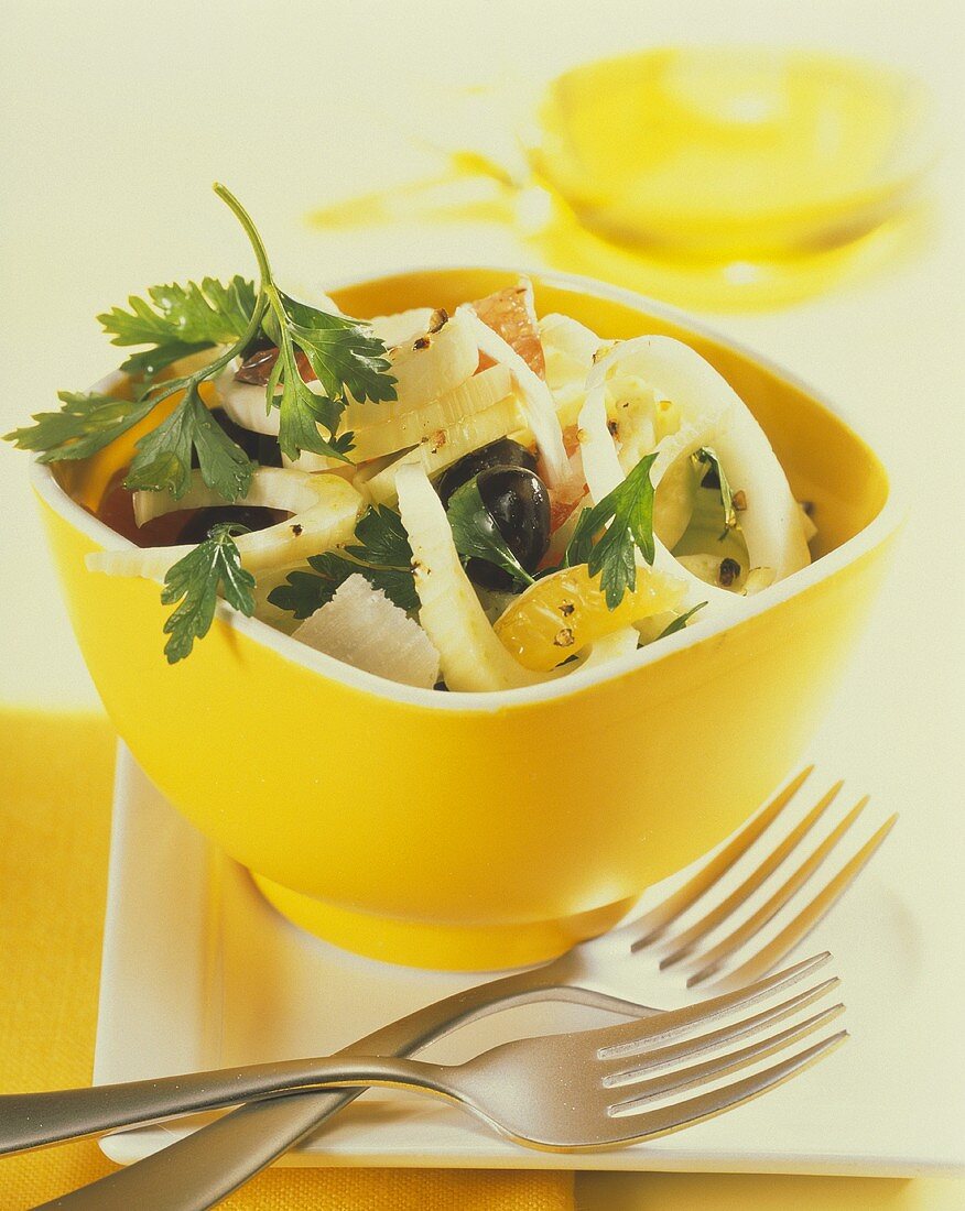 Insalata di finocchi ed arance (raw fennel salad with oranges)