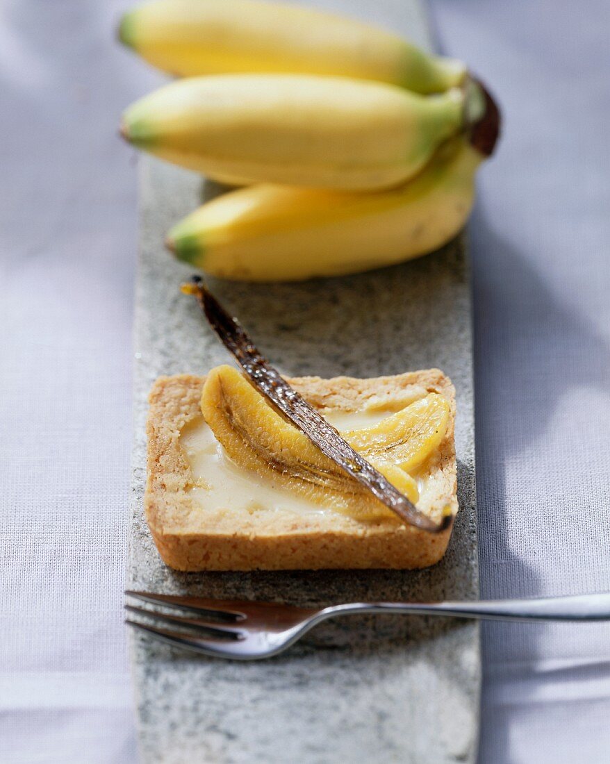 Bananen-Maracuja-Tartelett mit Vanilleschote