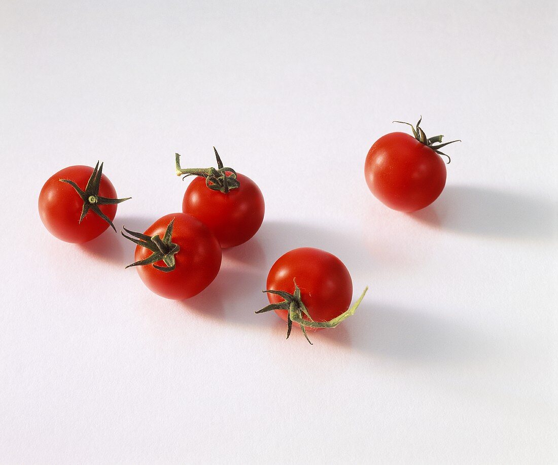 Five cherry tomatoes