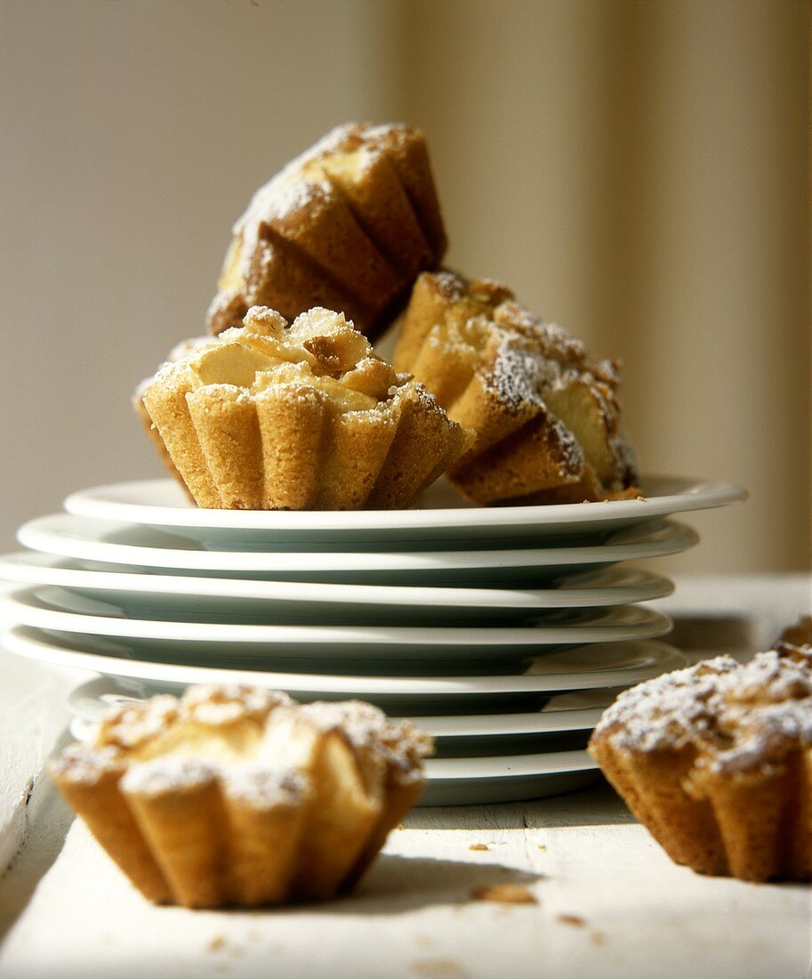 Apple buns with almond cream and icing sugar