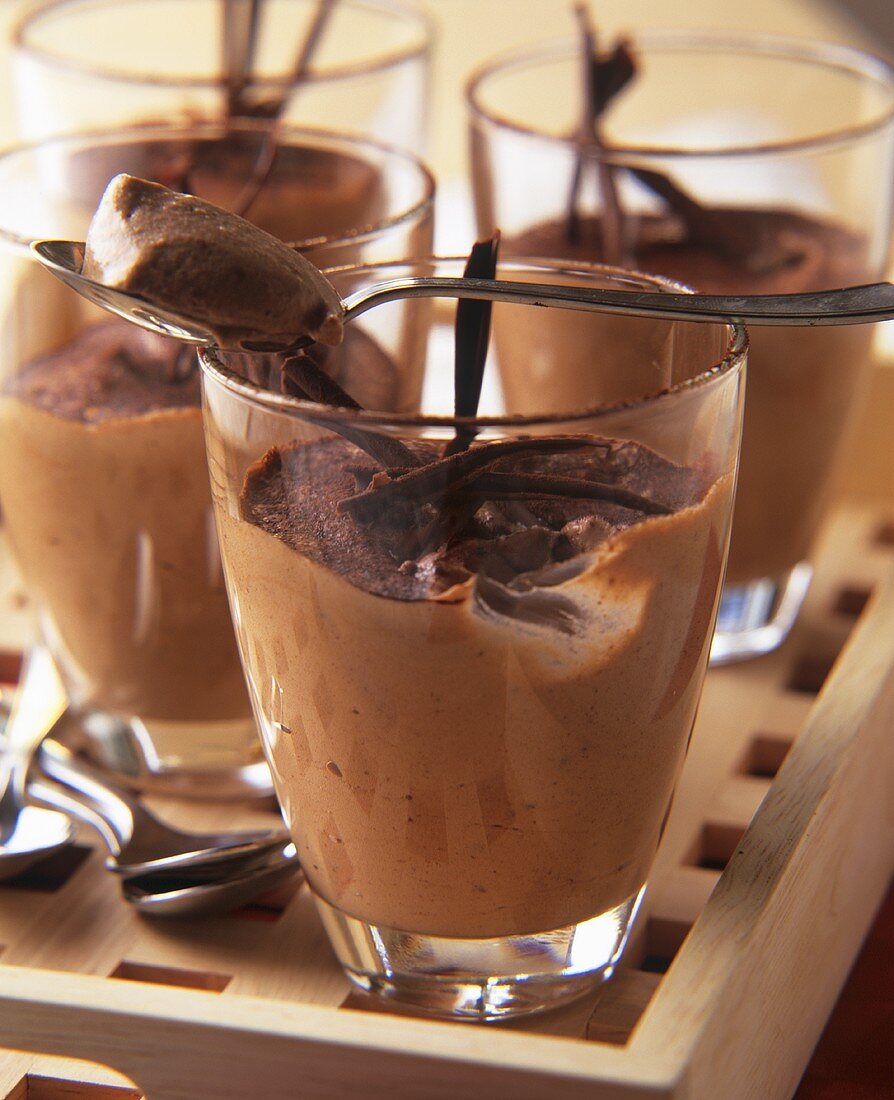 Praline mousse in glasses