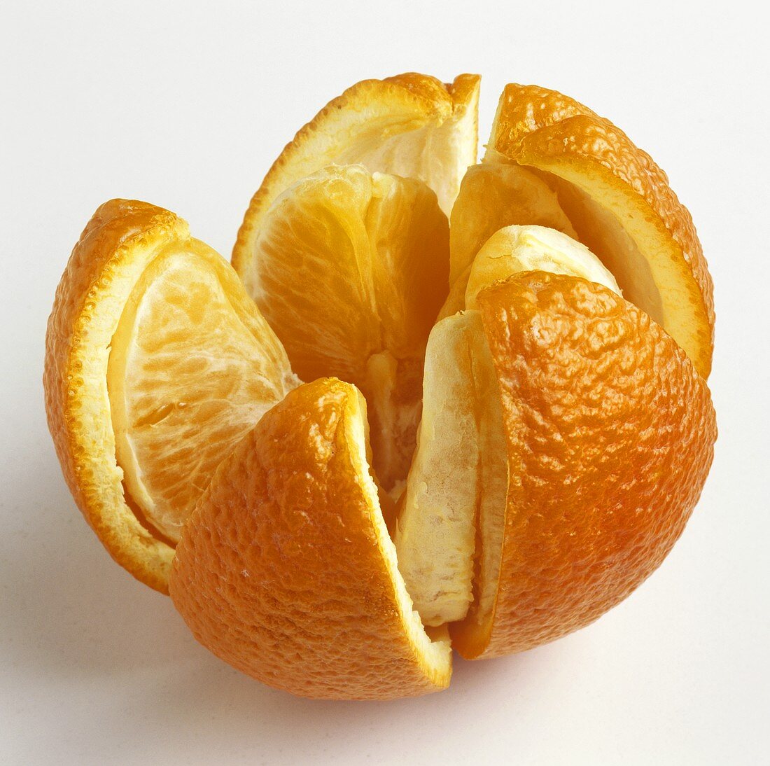 Orange, in Spalten aufgeschnitten