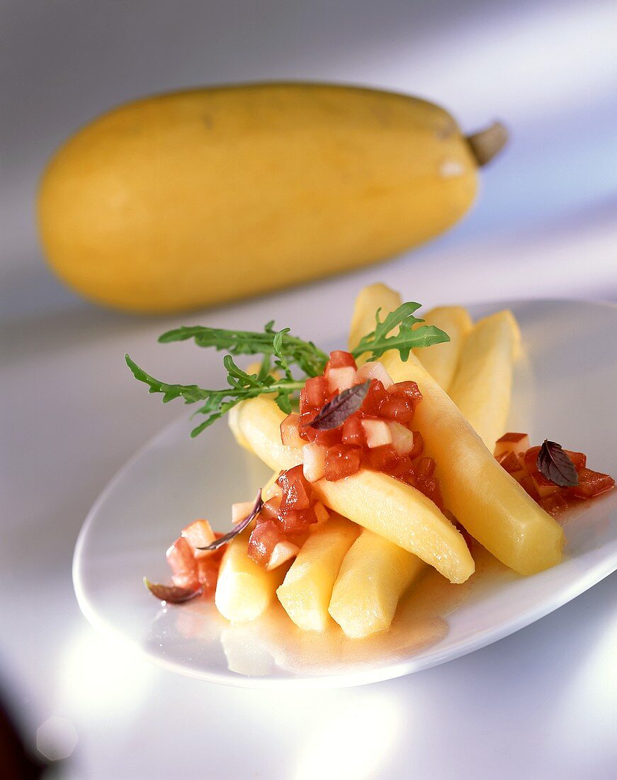 Spargel-Kürbis mit Apfel-Tomaten-Vinaigrette