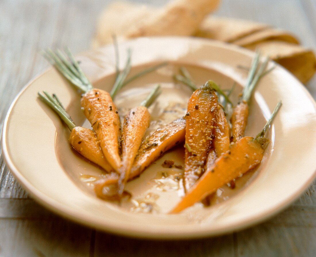 Caramelised mustard carrots