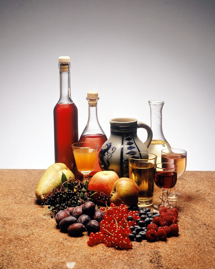 Various fruit wines and fresh fruits