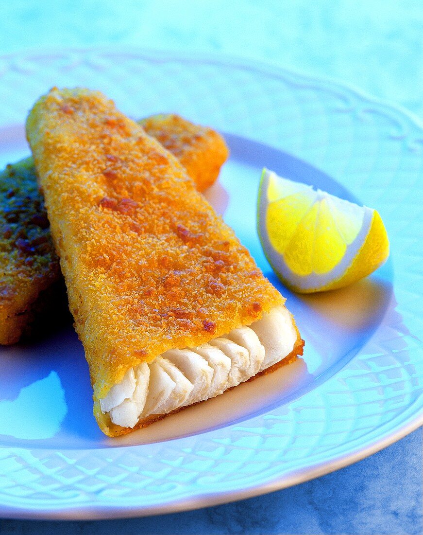 Panierter Kabeljau mit Zitronenschnitz