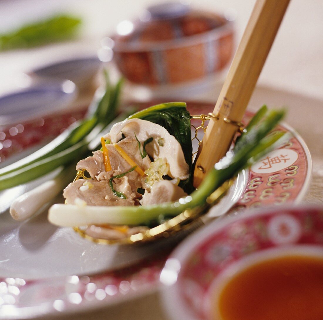 Fondue chinoise with spring onions