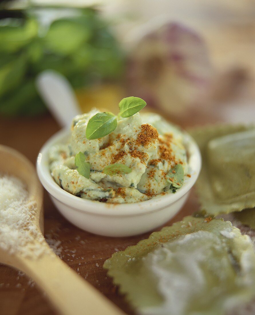 Füllung für Ricotta-Ravioli mit Basilikum