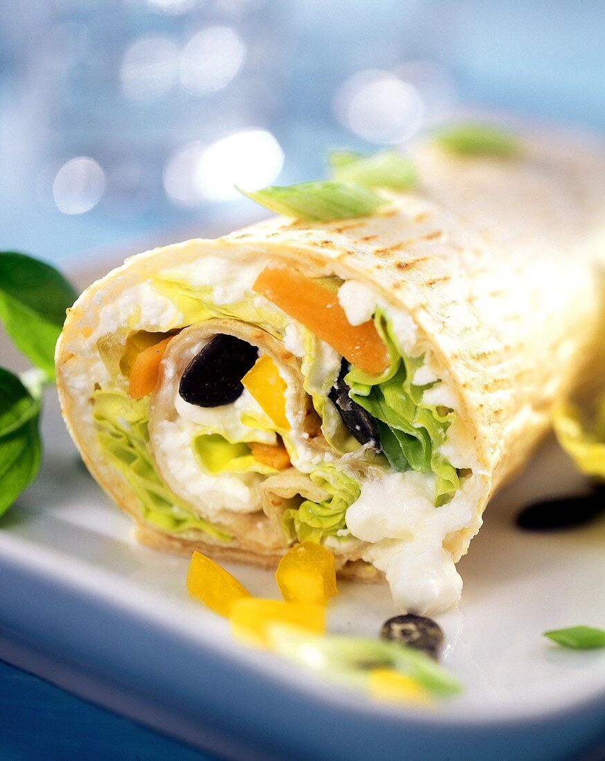 Cottage cheese and vegetable wrap with pumpkin seeds