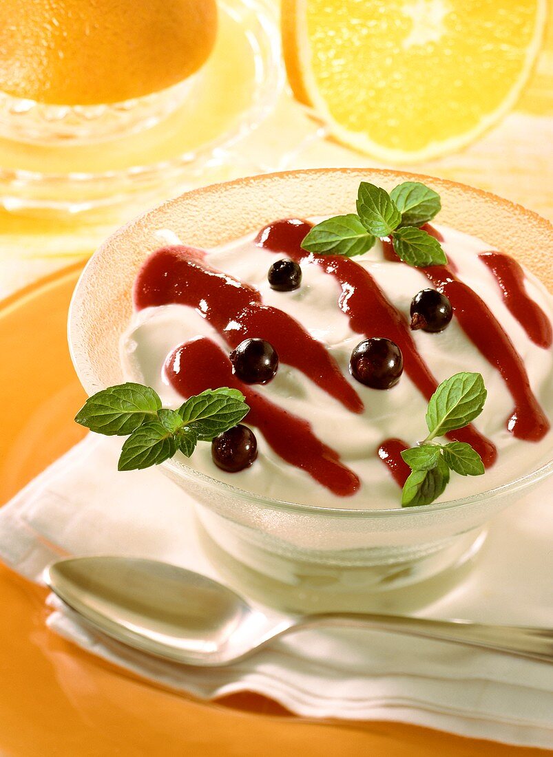 Mascarpone mousse with redcurrants and mint