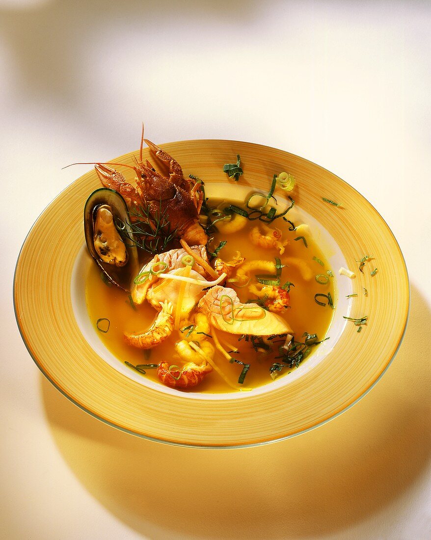 Fish soup with shellfish and mussels