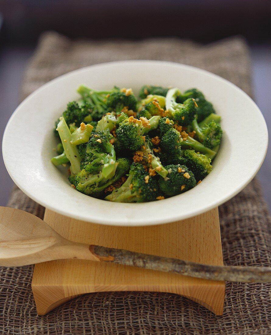 Broccoli with chopped garlic, cooked in wok