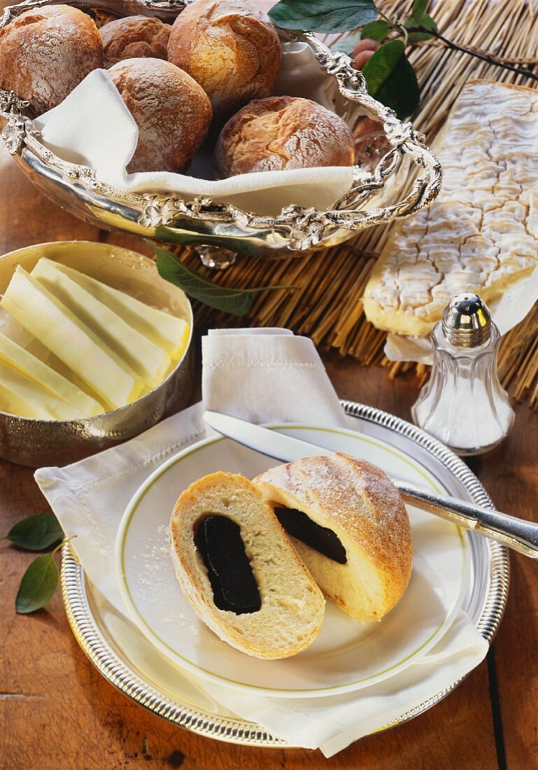 Filled truffle roll, butter and cheese