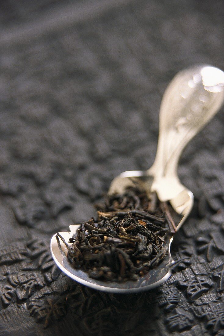 Black tea on spoon