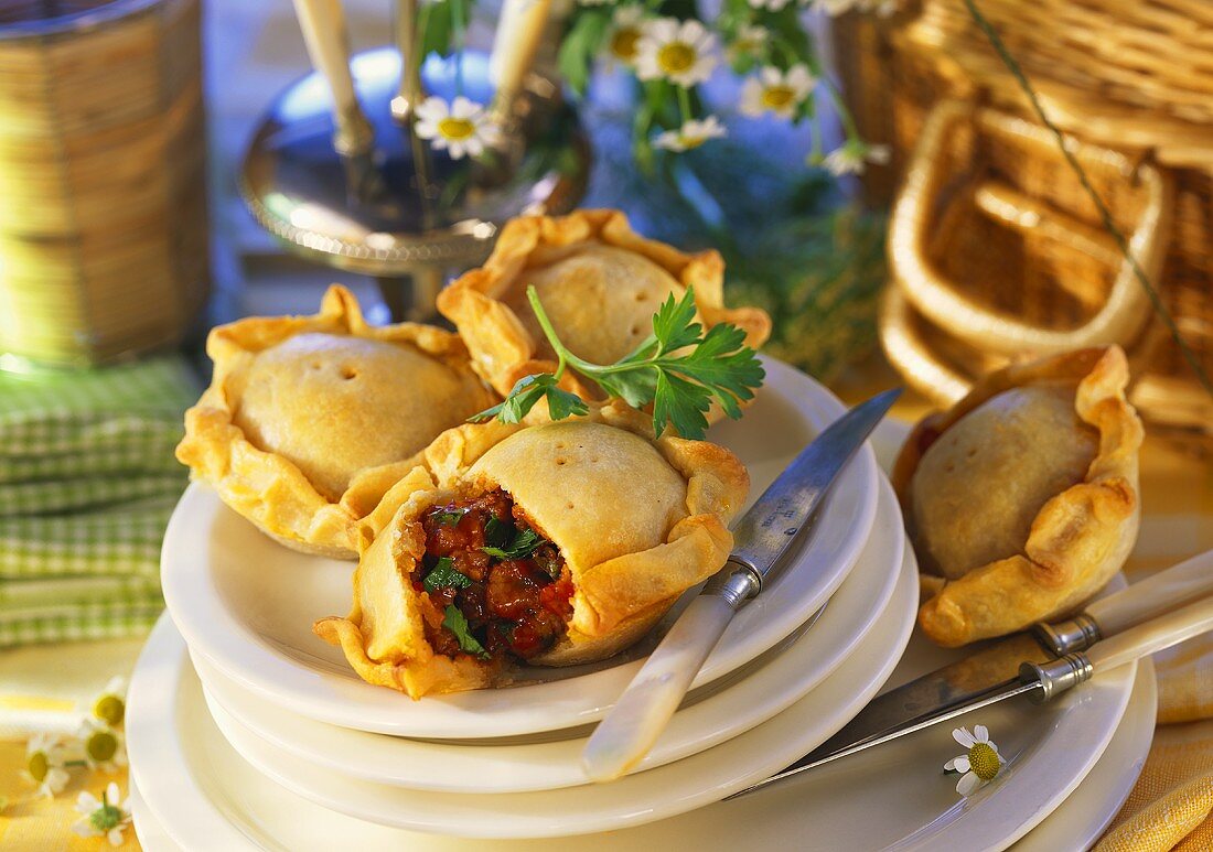 Mini-meat pies with veal filling