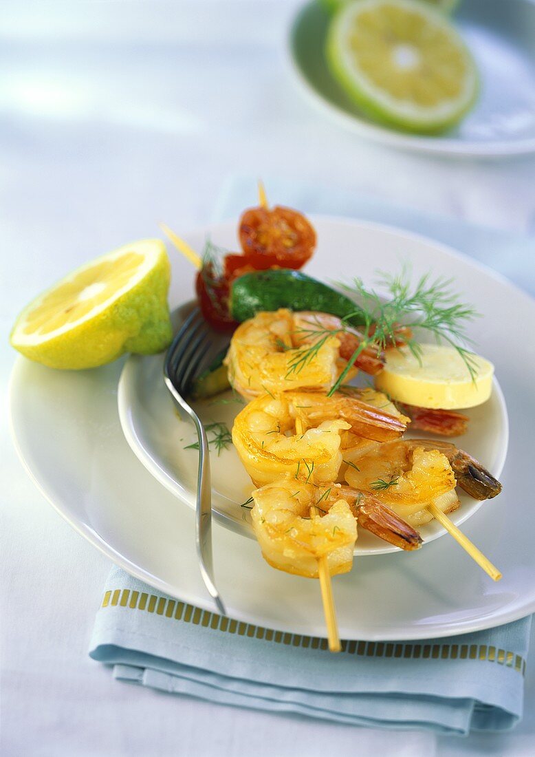 Scampi kebabs with garlic butter