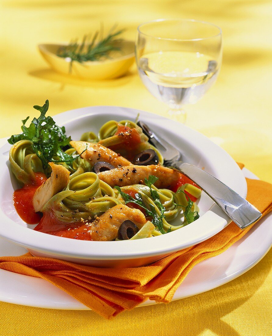 Tagliatelle with pepper sauce and chicken breast
