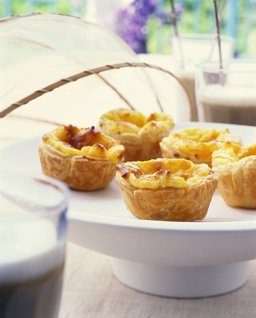 Puff pastry tarts from Portugal (pasteis de nata)