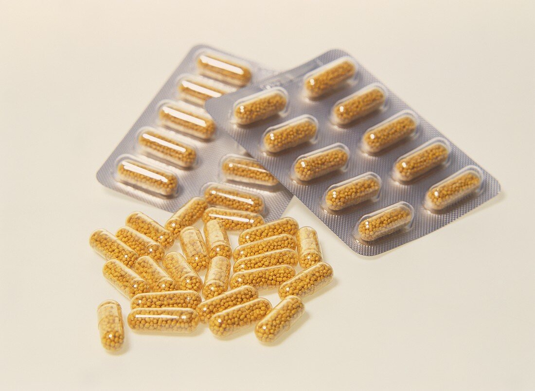 Slow-release vitamin C capsules