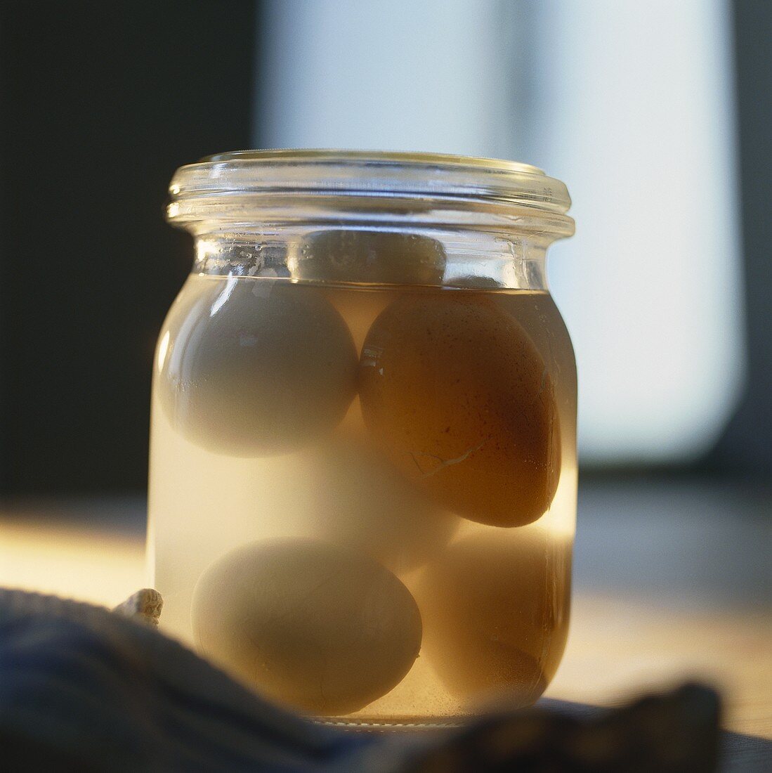 Soleier (gekochte Eier in Salzwasser)