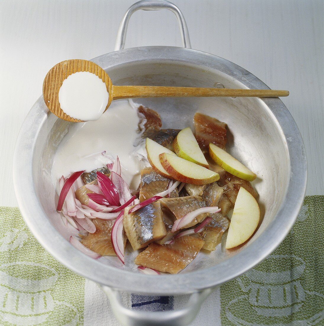 Chopped herring with apples and onions