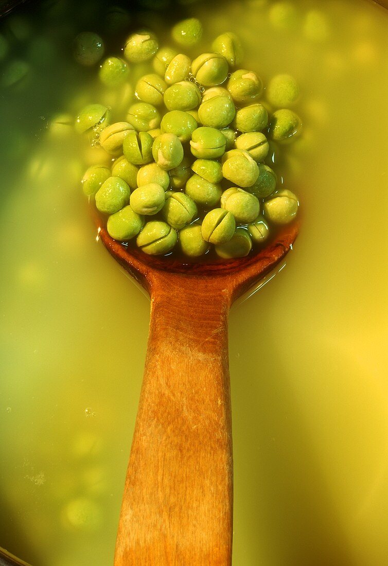Green peas, soaked