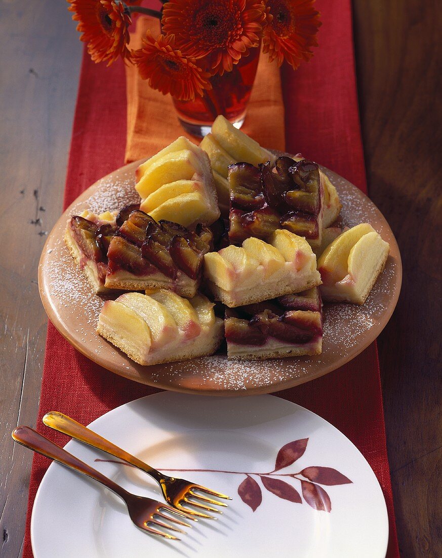 Fruit slices with marzipan