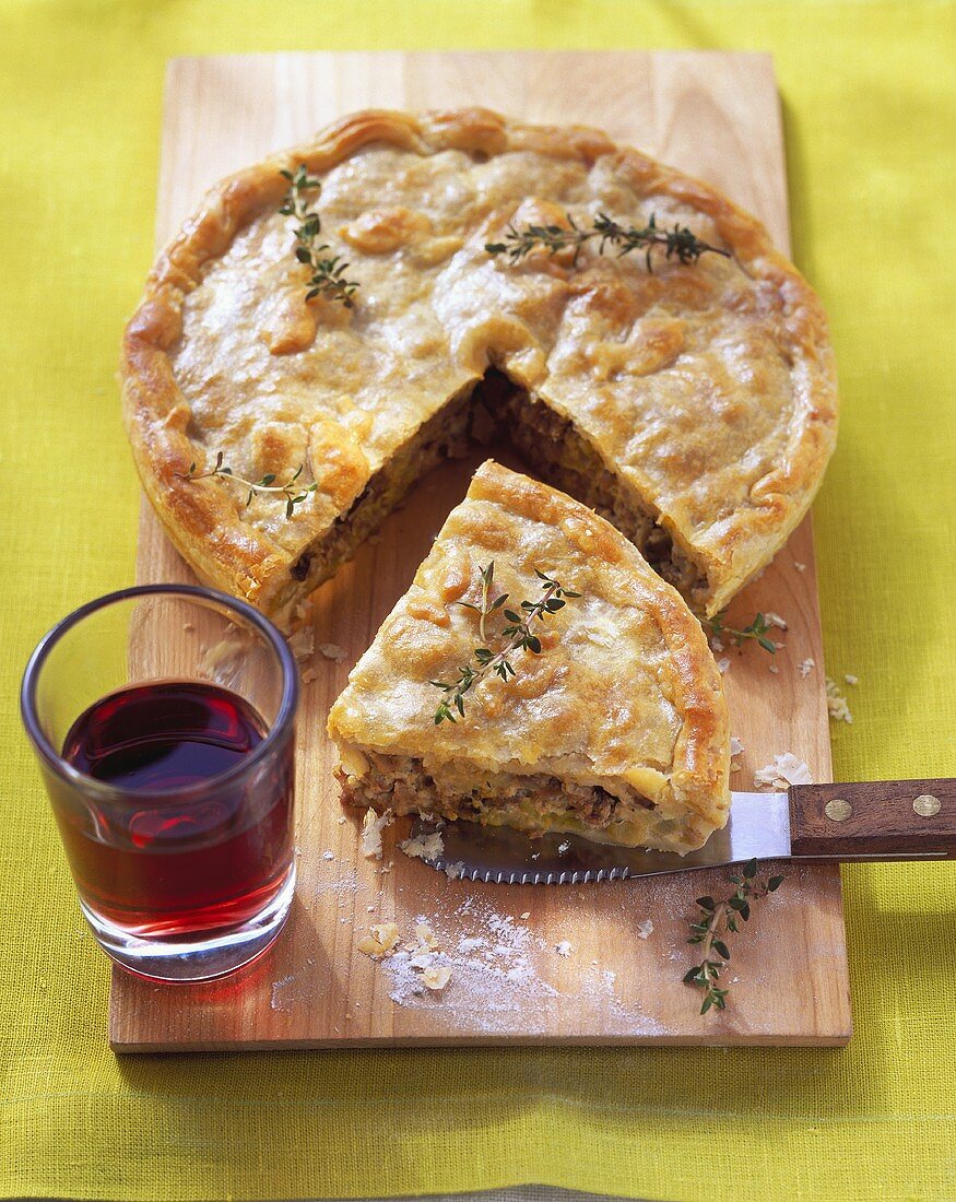 Goose pie with thyme