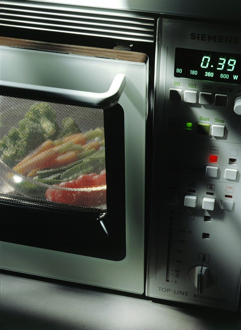 Cooking Vegetables in the Microwave