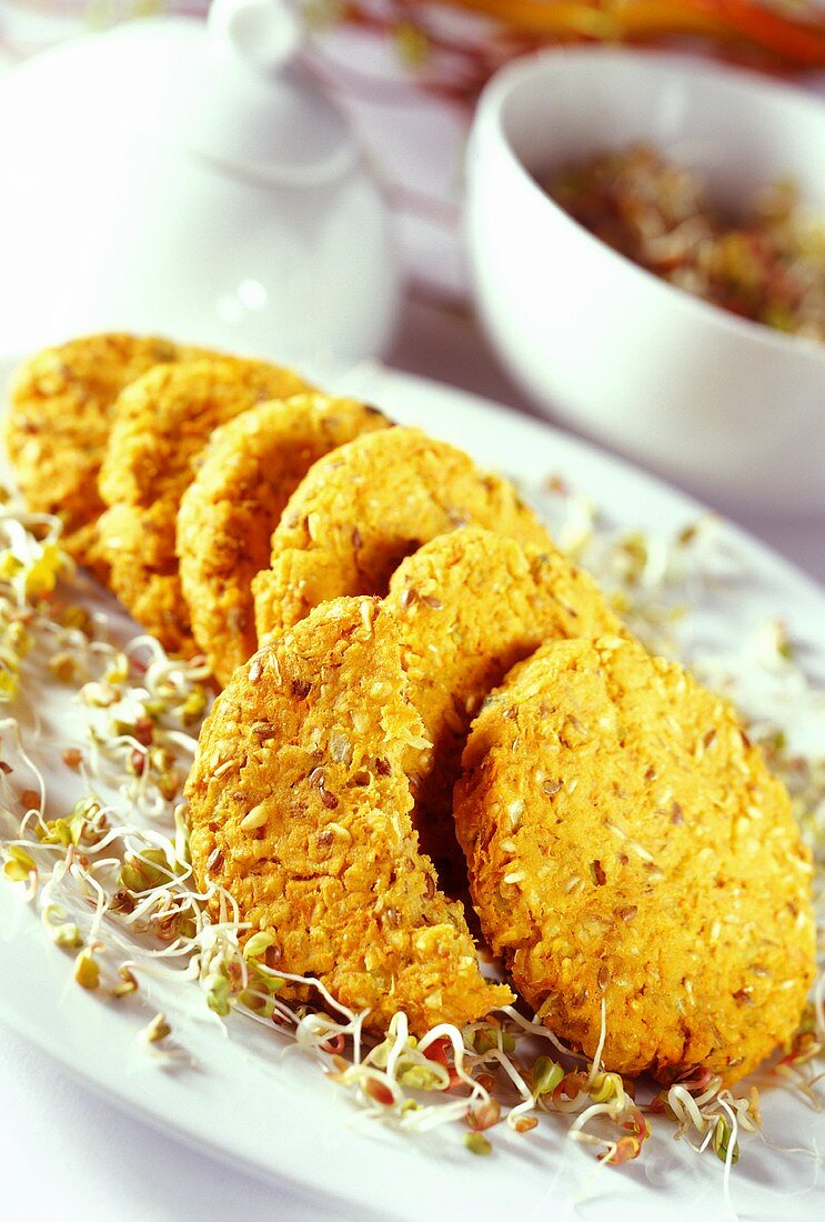 Carrot burgers with sprouts