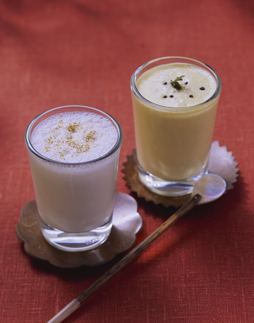 Yoghurt drinks: lassi and mango lassi