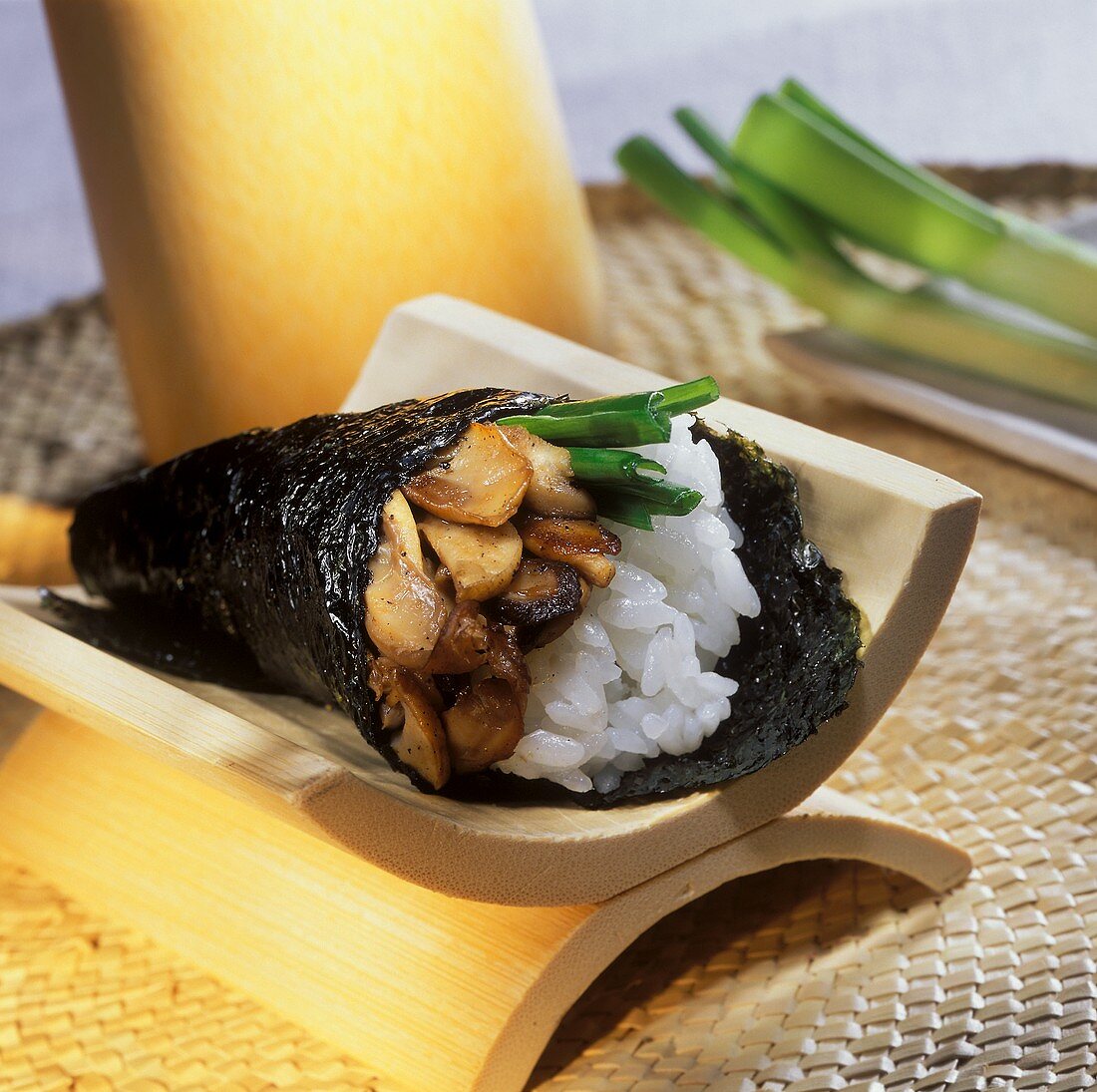 Temaki sushi with mixed mushrooms