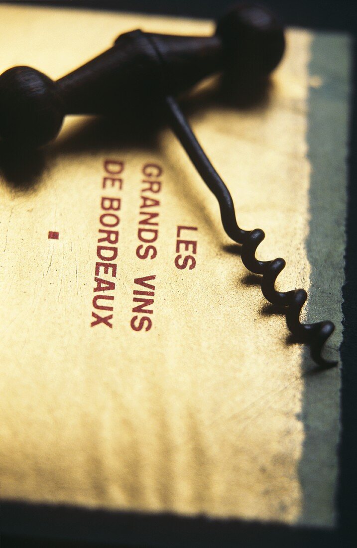 Corkscrew on label; Les Grands Vins de Bordeaux