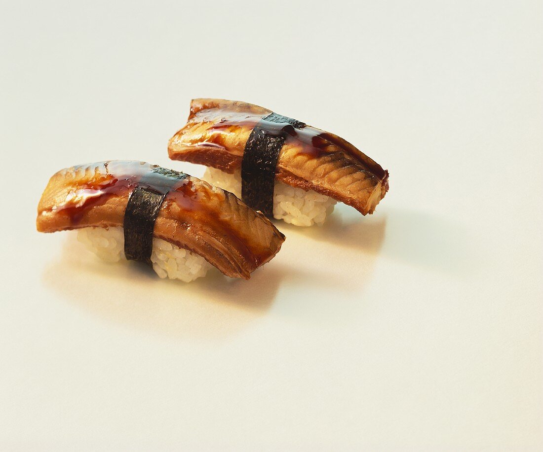 Anago-Sushi (Sushi mit Meeraal)
