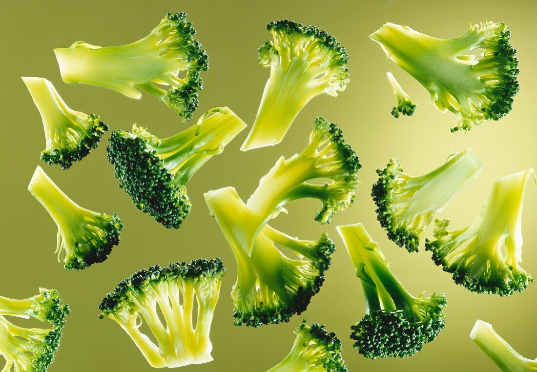 Several broccoli florets