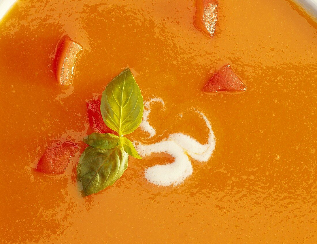 Carrot and tomato soup (close-up)