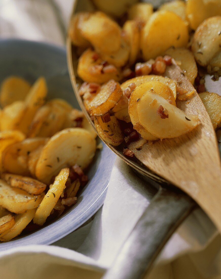 Crispy roast potatoes