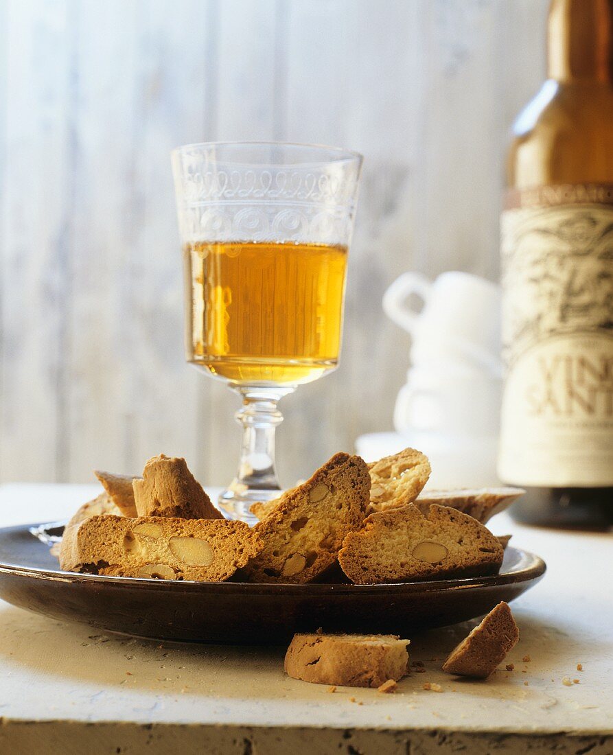 Biscotti con il Vin Santo (Mandelkekse mit Dessertwein)