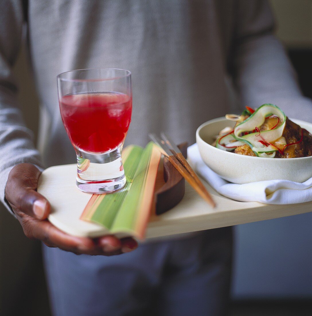 Crispy chicken with courgettes & chili, with cranberry sauce