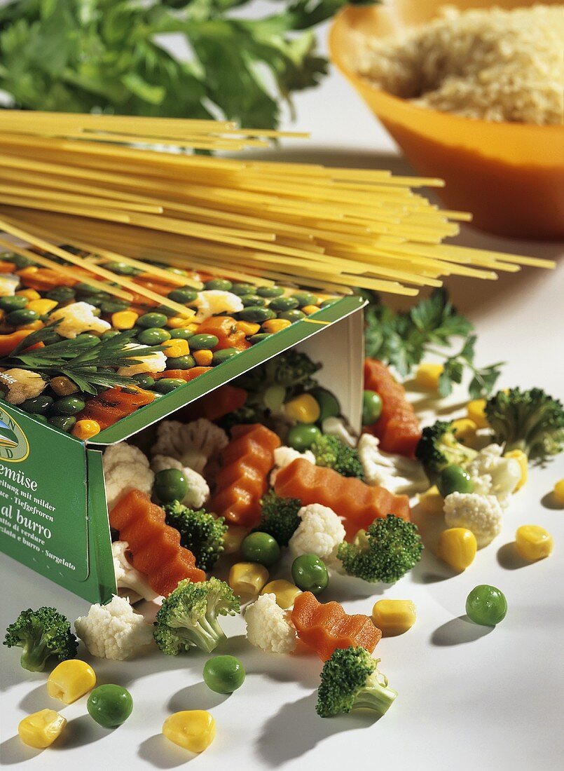 Frozen mixed vegetables and spaghetti