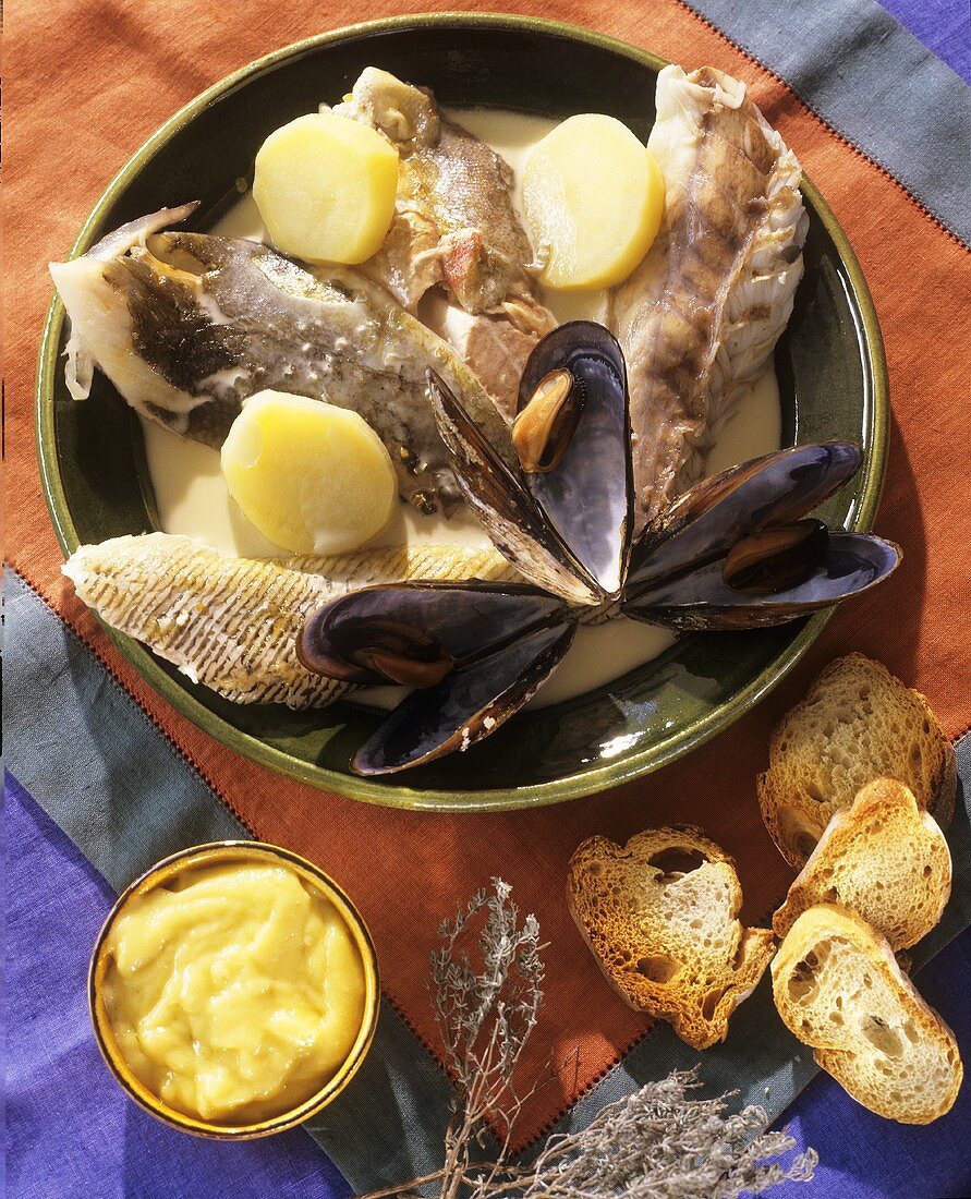 Fish soup with aioli (garlic mayonnaise)