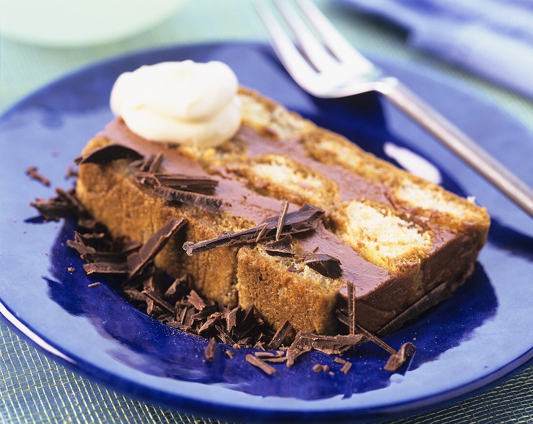 Sponge cake filled with chocolate cream