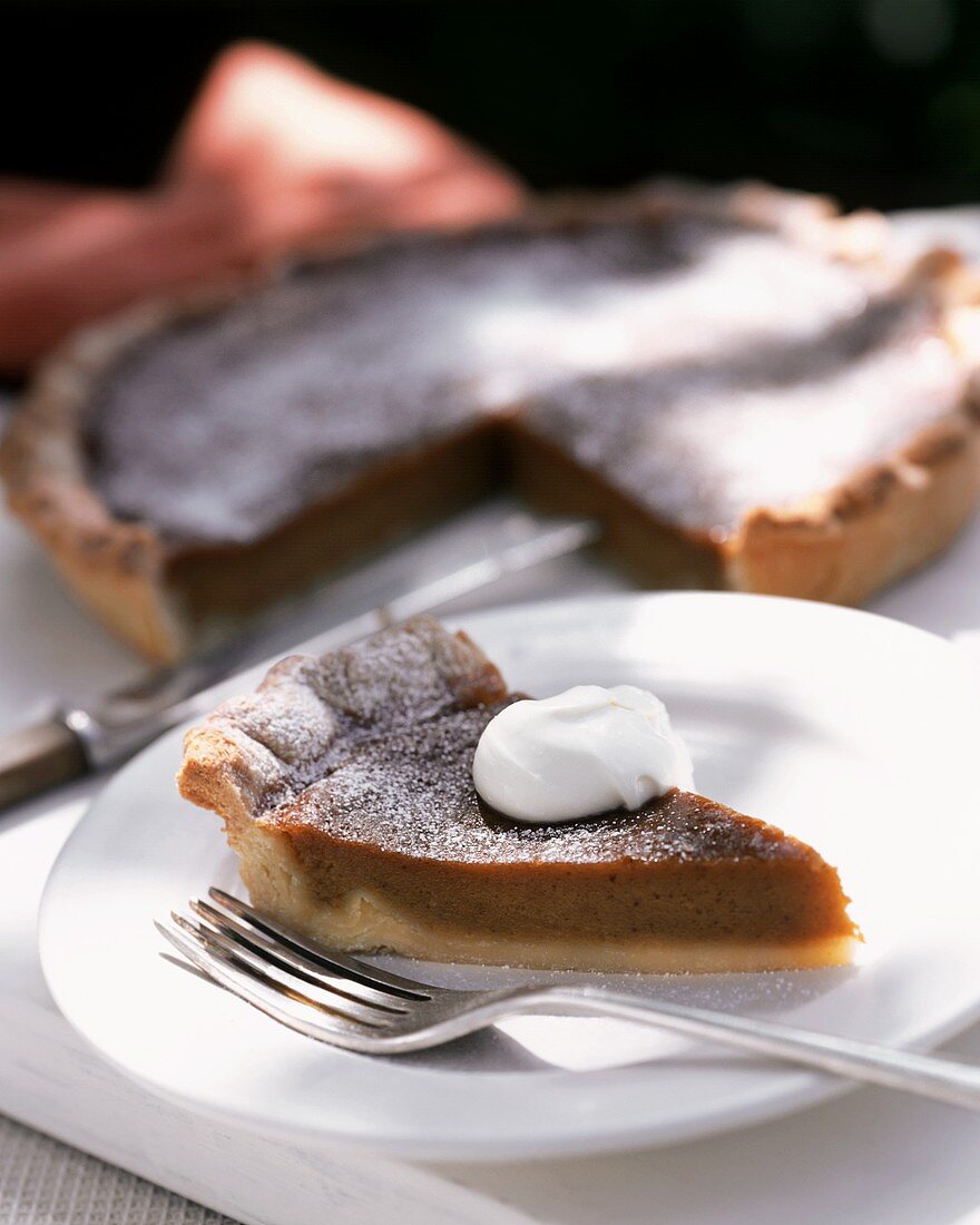 Kastanienpie mit Sahne