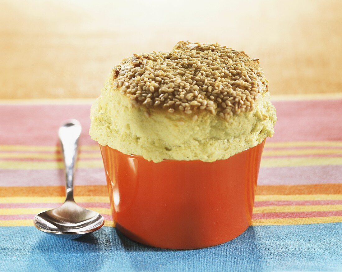 Avocadosouffle mit Sesam